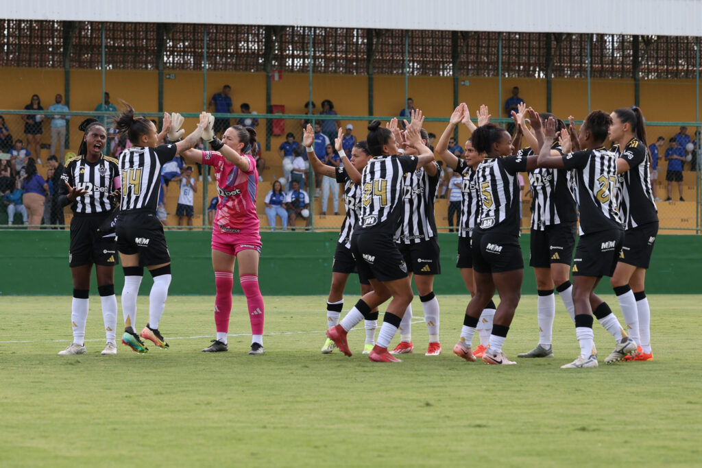 Vingadoras vão em busca da vitória no clássico contra o América
