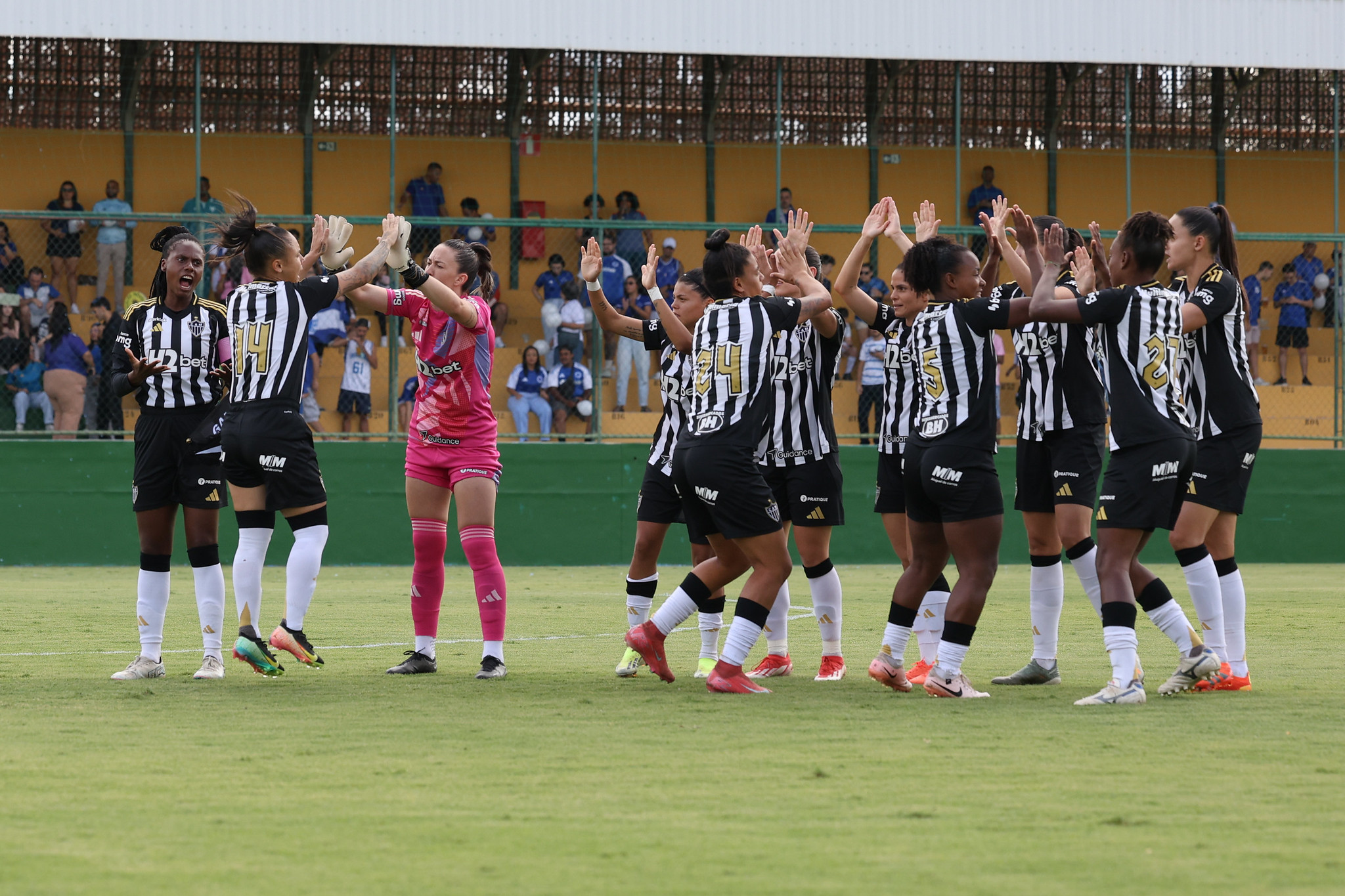 Vingadoras vão em busca da vitória no clássico contra o América
