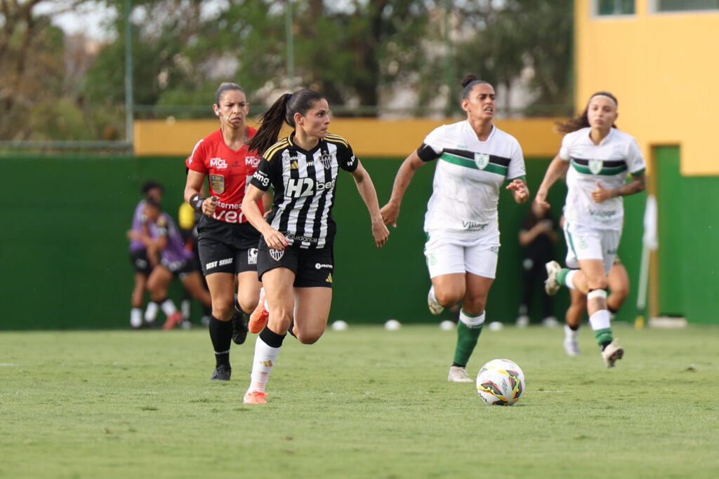 Vingadoras vão enfrentar clássico na semifinal do Mineiro Feminino