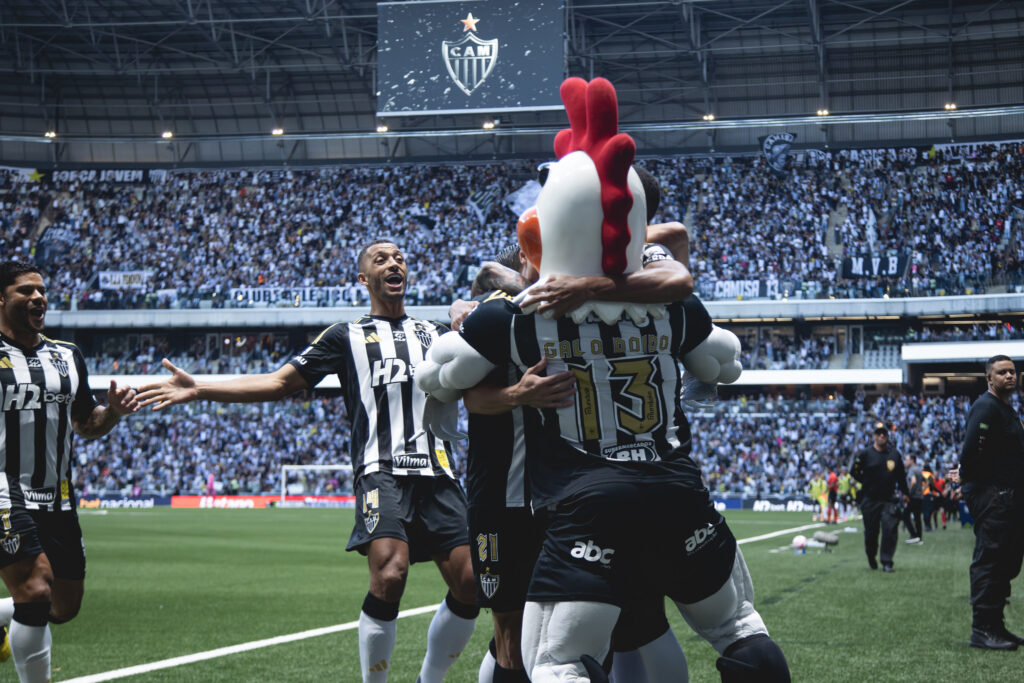 Galo diminui chances de rebaixamento depois de vitória contra o Ceará