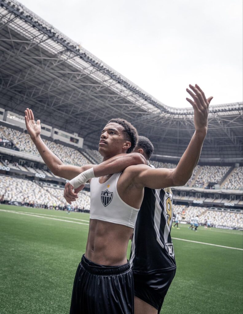 Galo vira para cima do Grêmio e é campeão