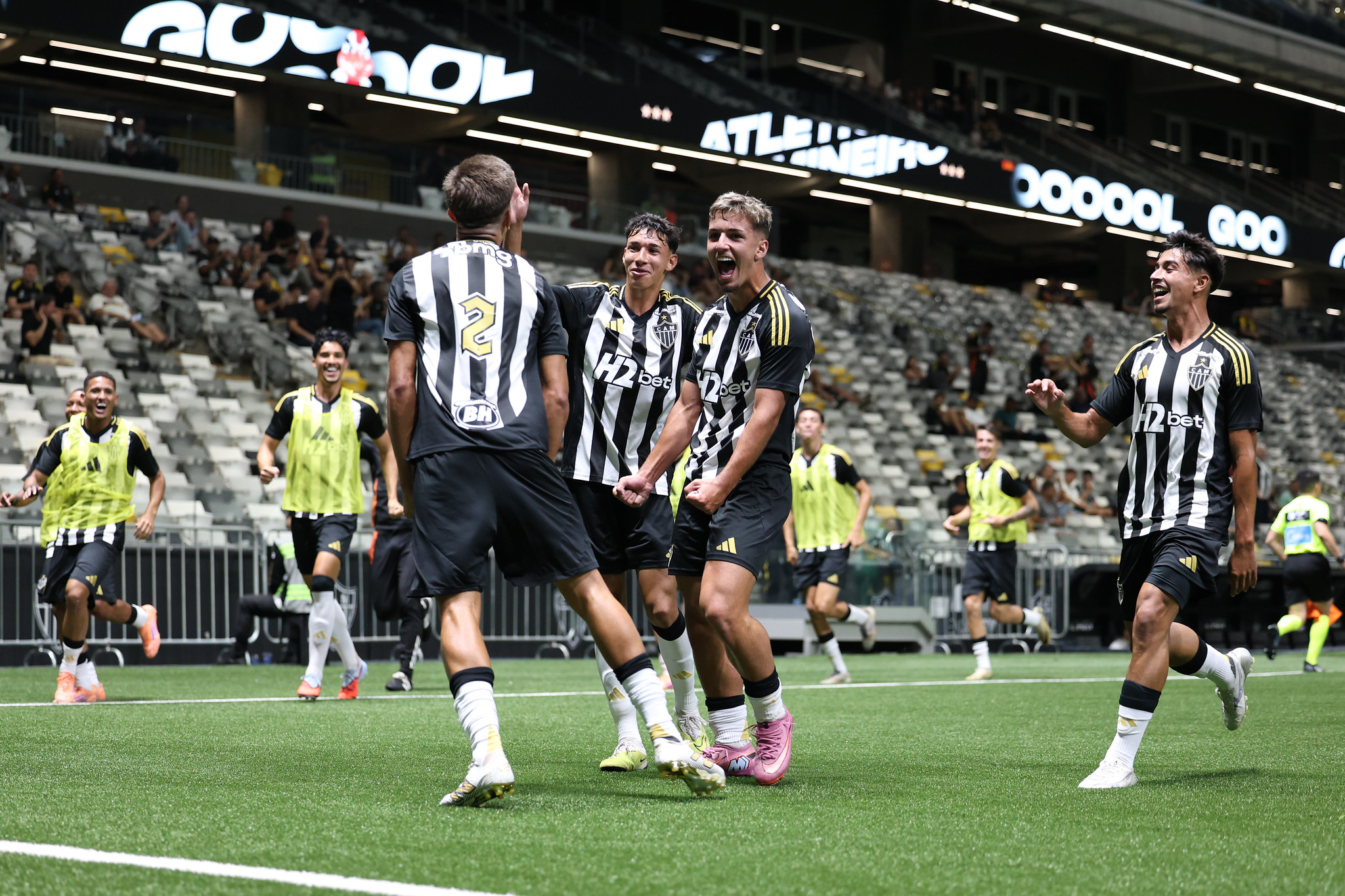 Sub-20 do Galo sai na frente em busca da final da Copa do Brasil