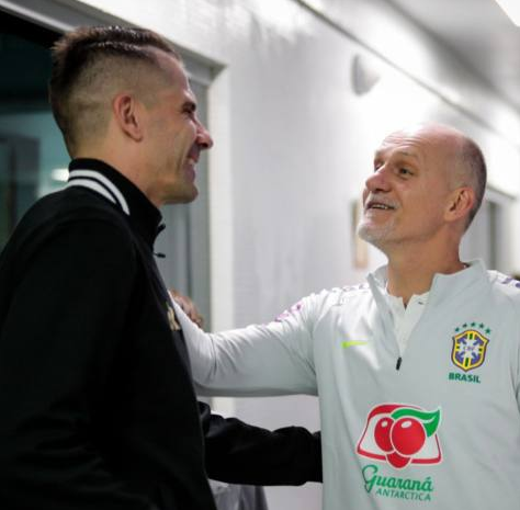 Taffarel, histórico goleiro do Galo, saiu em defesa de Ancelotti, técnico italiano da seleção brasileira