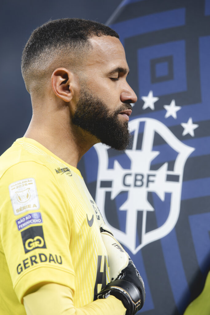 Everson em partida válida pela 14° rodada do Campeonato Brasileiro, contra o Cruzeiro.