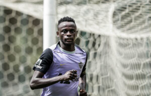 Cissé pode estar de saída do Atlético.
