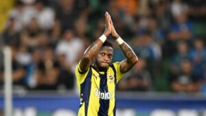 Fred se reúne com Pualo Bracks e negociações ganham força