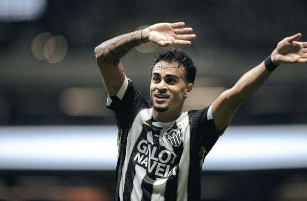 Reinier revela torcida de ex-atacante mundial pelo Galo e ajuda em nova posição