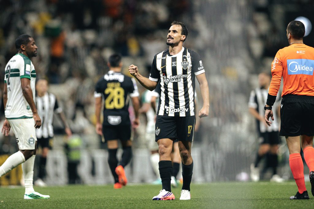 Imagem: Igor Gomes, saiu do banco de reservas para decidir com o gol da vitória. Foto: Pedro Souza - Atlético/MG